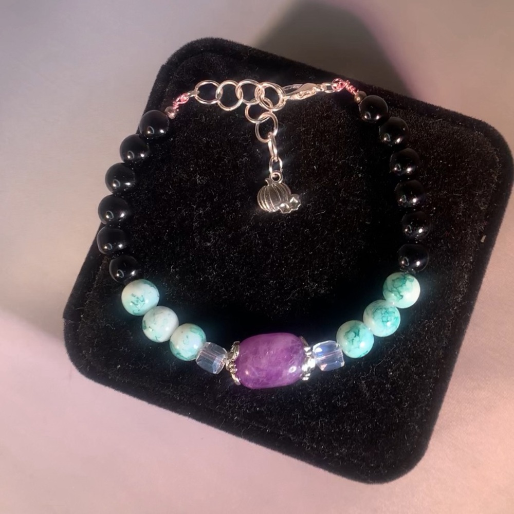 NIGHTSTONE HARVEST — Handmade Amethyst Black & Purple Glass Beaded Bracelet